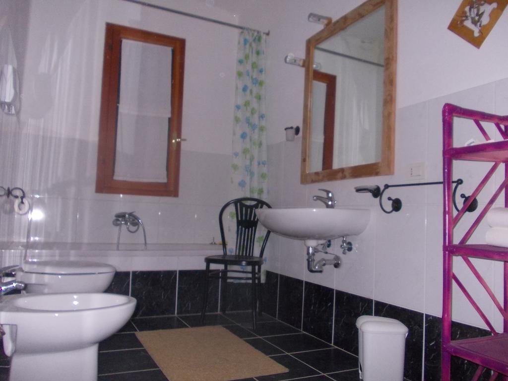 Agriturismo Lucciano سان كاشّانو إنْ فال دي بيزا الغرفة الصورة